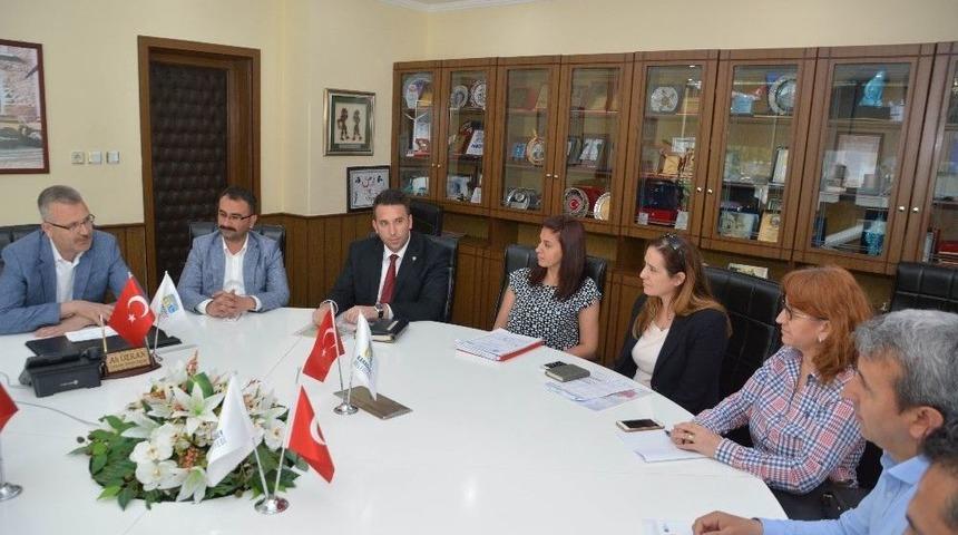 Karacabey&rsquo;de Altyapı &Ccedil;alışmaları S&uuml;r&uuml;yor