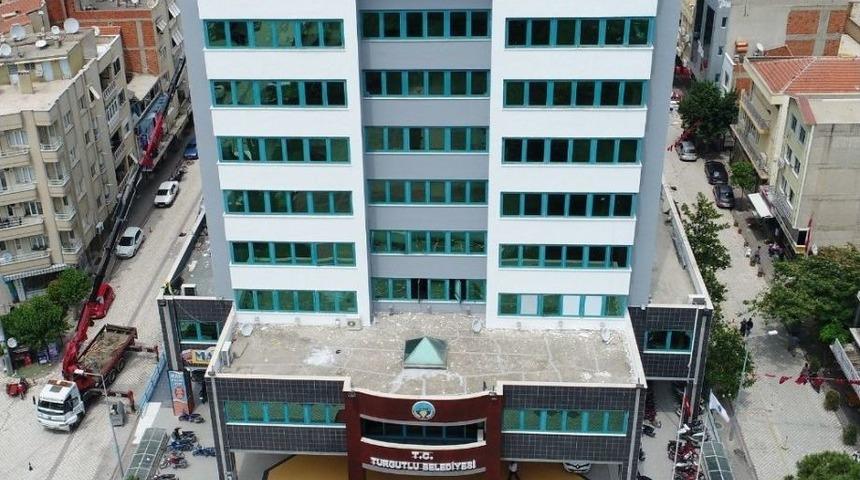 Belediye Binasına Estetik Dokunuş