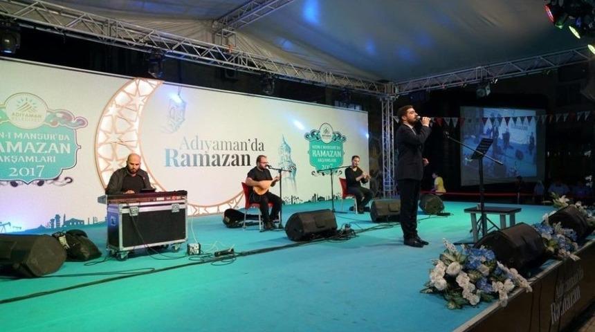 Hısn-ı Mansur&rsquo;da Ahmet Hakan Karag&uuml;l. İlahiler Okudu