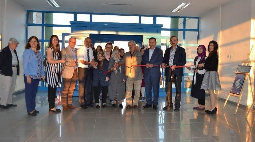 Üniversiteliler Yaşlılarla İftarda Buluştu