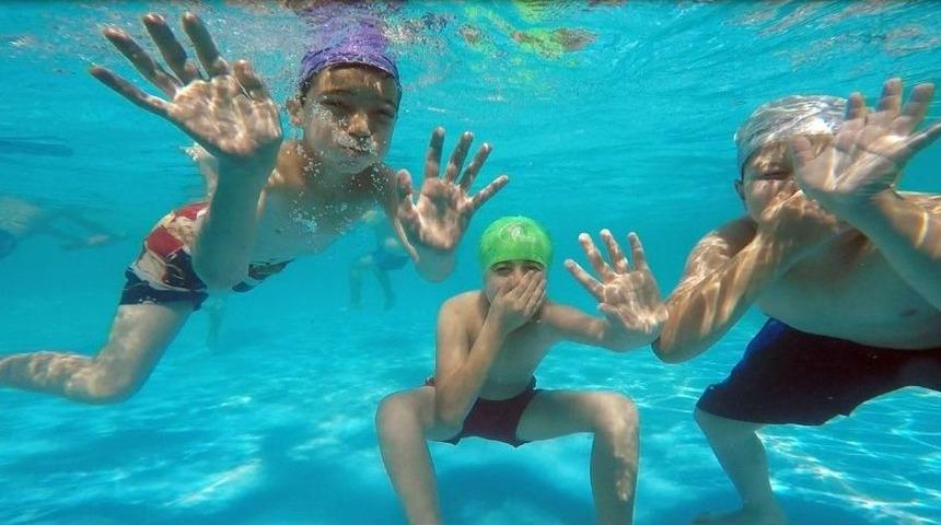 Denizli’de 12 Okula Portatif Yüzme Havuzu