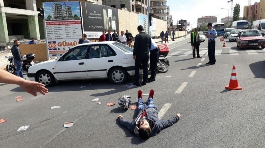 Motosiklet İle Otomobil Çarpıştı: 1 Ağır Yaralı