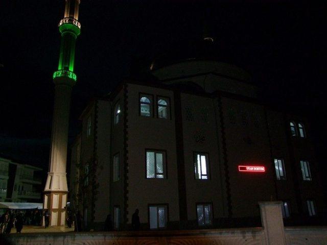 Korkuteli Karakoyun Camii İbadete Açıldı