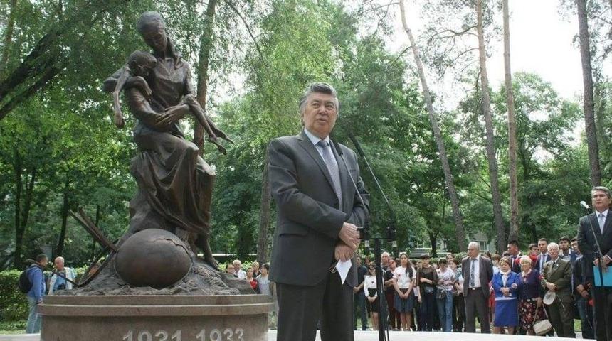 Kazakistan, Siyasi Baskı Kurbanlarını Anıyor