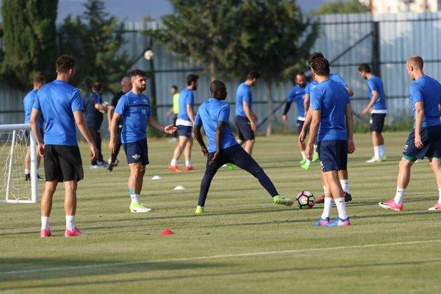 Akhisar Belediyespor’da Kardemir Karabükspor Hazırlıkları Başladı