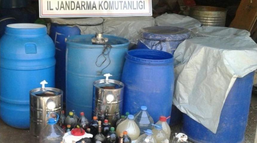 Manisa&rsquo;da 10 Bin Litre Ka&ccedil;ak İ&ccedil;ki Ele Ge&ccedil;irildi