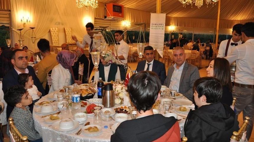 Tokat&rsquo;ta &Ccedil;edaş Personeli Ve Şehit Aileleri İftar Yemeğinde Buluştu
