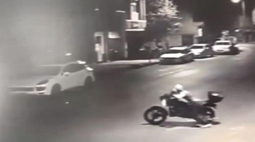 Sahur Vakti Park Halindeki Motosikleti &Ccedil;aldı