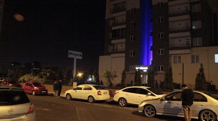 Şehidin Evinde H&uuml;z&uuml;n Hakim