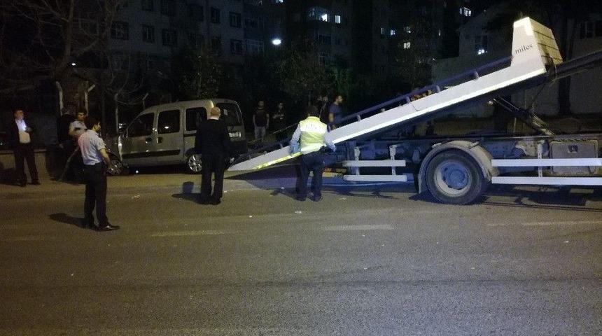 G&uuml;ng&ouml;ren&rsquo;de Feci Kaza: 1 &Ouml;l&uuml;, 3 Yaralı