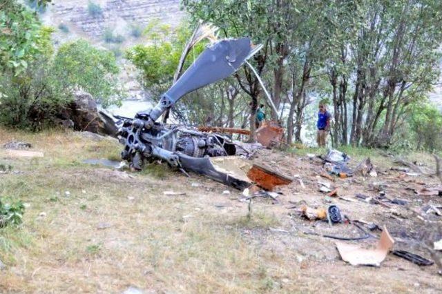13 Kahraman Askerin Şehit Olduğu Helikopter 300 Metreden Düştü, Mühimmatı Infilak Etti 1