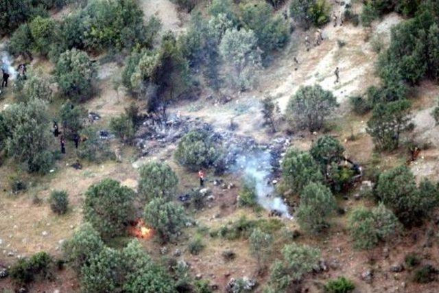13 Kahraman Askerin Şehit Olduğu Helikopter 300 Metreden Düştü, Mühimmatı Infilak Etti 3