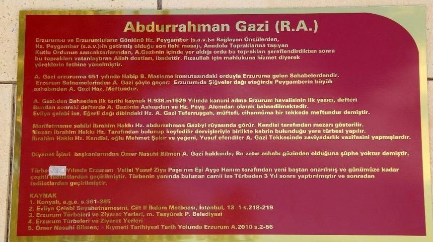 Abdurrahman Gazi T&uuml;rbesi&rsquo;ne Ziyaret&ccedil;i Akını