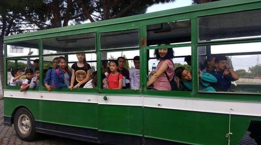 Buharkentli &Ouml;ğrenciler Hem &Ouml;ğrendiler, Hem Eğlendiler