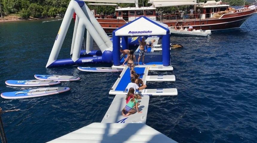 Dolar Milyarderinden Denizin Ortasında Su Parkı