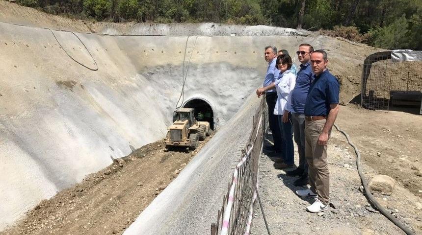 Dsi B&ouml;lge M&uuml;d&uuml;r&uuml; Coşkun, Kaş Kıbrıs Barajını İnceledi