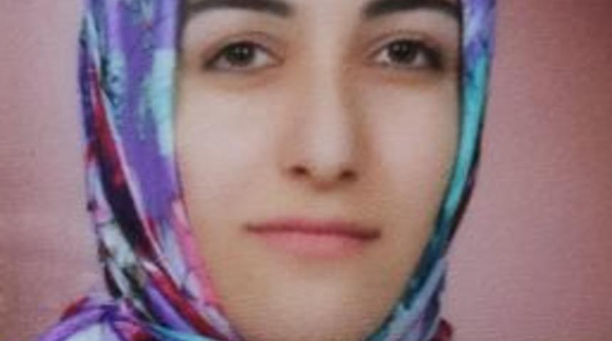 3 Aylık Hamile Gen&ccedil; Kadın Eşiyle Telefonla Konuşurken İntihar Etti