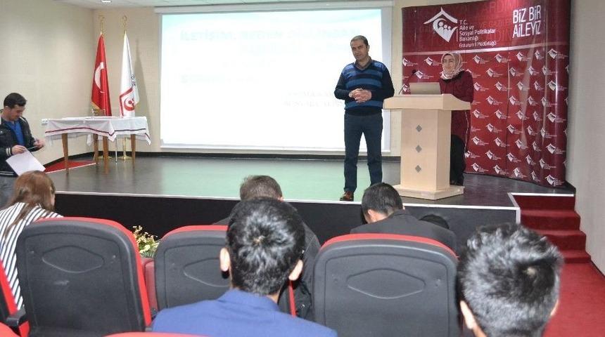 Devlet Korumasındaki Gen&ccedil;lere &ldquo;iş Hayatına Uyum&rdquo; Semineri