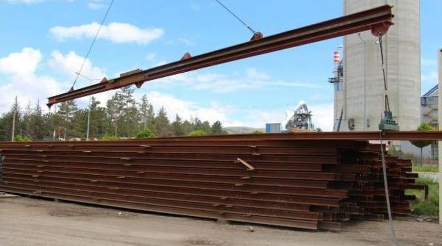 Vagona Ray Y&uuml;klemesi Sırasında Kaza: 1 Yaralı