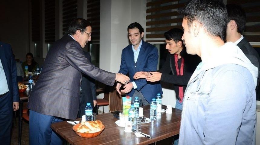 Başkan Bulutlar, Personeli İle İftarda Buluştu