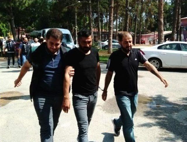 Uyuşturucu Satıcılarına Şafak Baskını: 15 G&ouml;zaltı 1