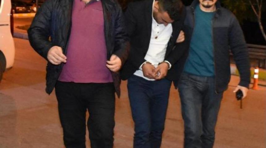 Suriyeli Ailenin Evini Basıp Para Ve Altınlarını Alan Sahte Polisler Yakalandı