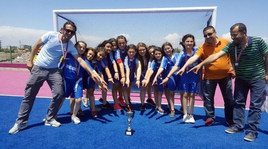 Hokey&rsquo;in Sultanları T&uuml;rkiye 4&rsquo;&uuml;nc&uuml;s&uuml; Oldu