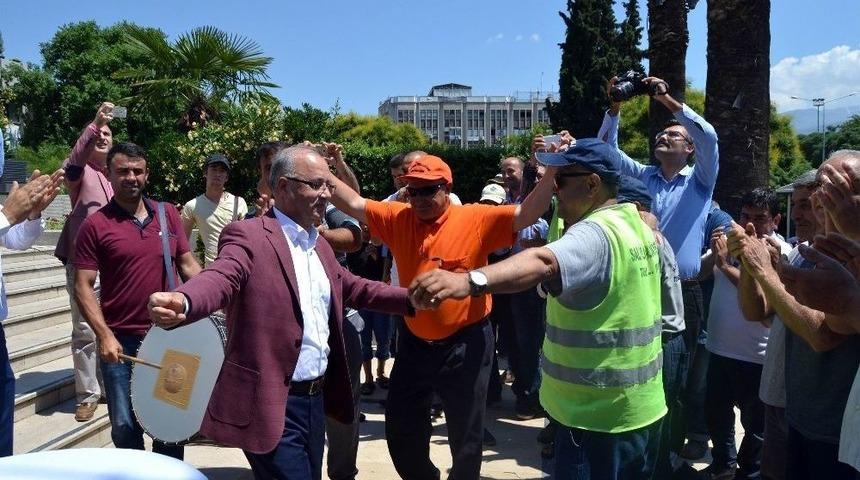 Manisa&rsquo;da Davullu Zurnalı Toplu S&ouml;zleşme Sevinci