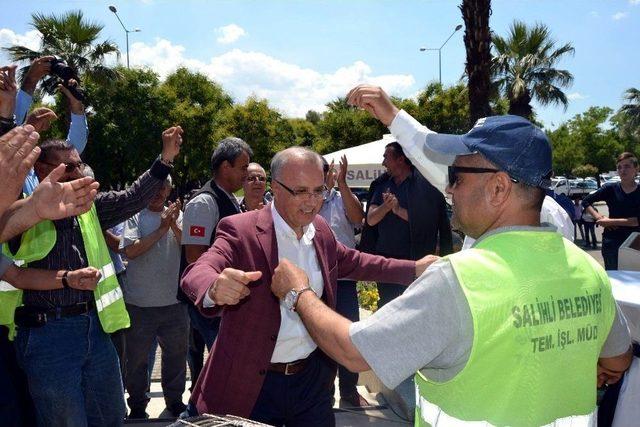 Manisa’da Davullu Zurnalı Toplu Sözleşme Sevinci