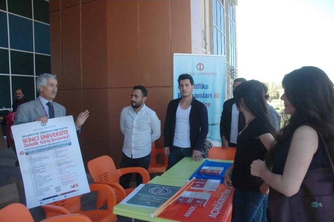 Anadolu &Uuml;niversitesinden &lsquo;ikinci &Uuml;niversite&rsquo; Tanıtımı