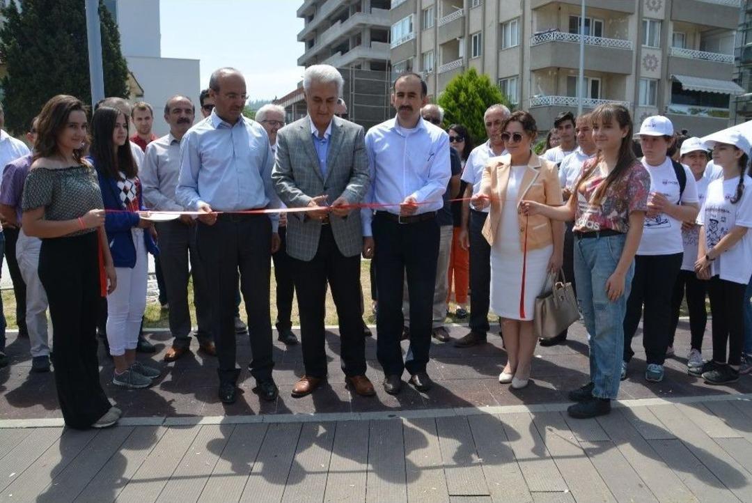 Aliağalı &Ouml;ğrencilerden Karma Resim Sergisi