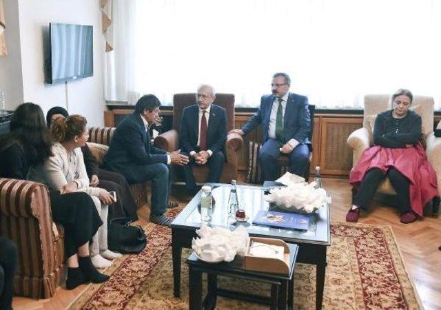 Kılı&ccedil;daroğlu ndan Şehit T&uuml;mgeneral Aydoğan Aydın ın Ailesine Taziye Ziyareti 1