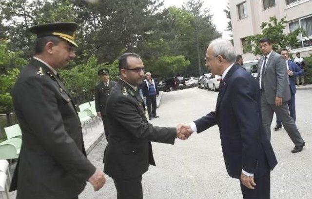 Kılı&ccedil;daroğlu ndan Şehit T&uuml;mgeneral Aydoğan Aydın ın Ailesine Taziye Ziyareti 2