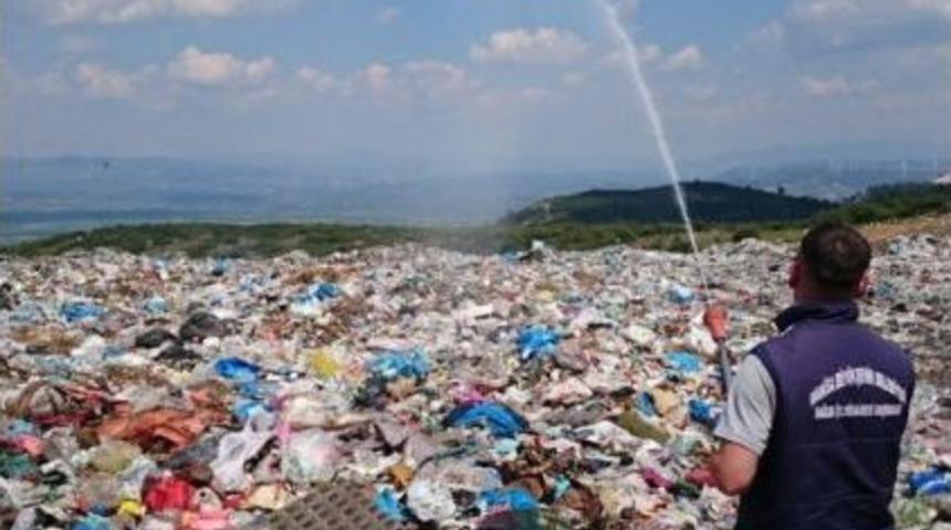 Kırkağa&ccedil; &Ccedil;&ouml;pl&uuml;ğ&uuml; Haşerelere Karşı İla&ccedil;landı