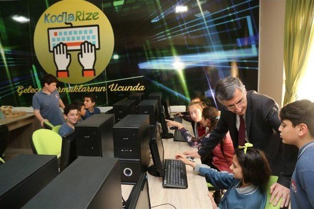 ’geleceğin Yazılımcıları Rize’de Yetişiyor’