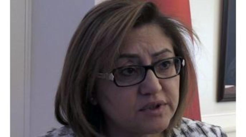 Fatma Şahin, Şehit Yarbay Song&uuml;l Yakut İle Anısını Anlattı