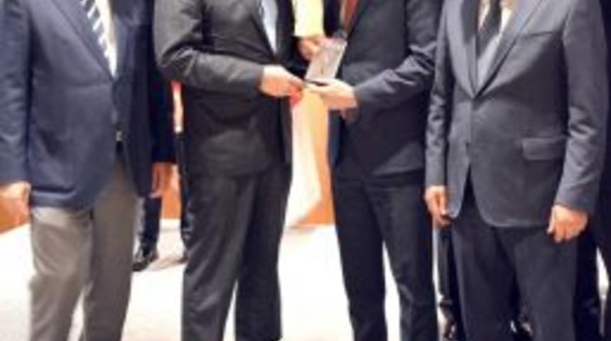 S&uuml;tc&uuml;: "&uuml;reterek, &Uuml;lke Ekonomisine Değer Katmayı S&uuml;rd&uuml;receğiz&rdquo;