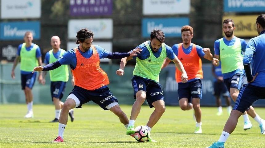 Fenerbah&ccedil;e, Adanaspor Ma&ccedil;ı Hazırlıklarını S&uuml;rd&uuml;rd&uuml;