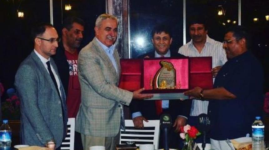 Kuveyt Atletizm Milli Takımı'nın Bursa Kampı Bitti