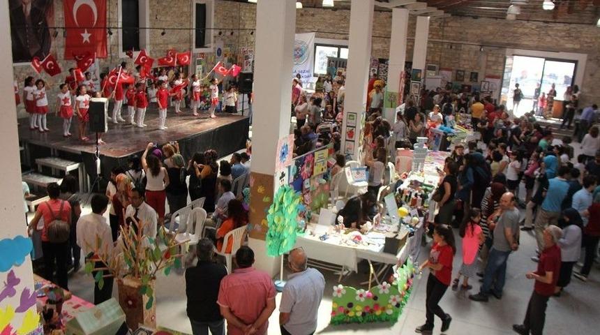 Urla&rsquo;da Eğitim Şenliğine Yoğun Katılım