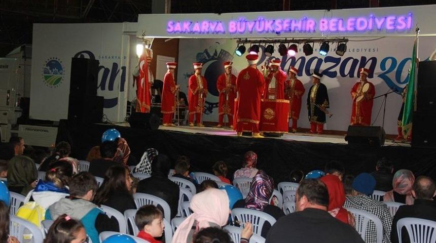 Mobil Etkinlik Tırı Y&uuml;zleri G&uuml;ld&uuml;r&uuml;yor