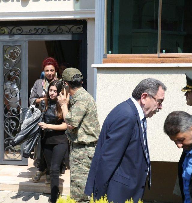 Şehidin Kızı Ve Eski Eşi Tören İçin Ankara’ya Gitti 1