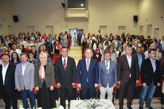 "oku, Anla, Yaşa" Projesiyle 170 Bin Kitap Okundu 1