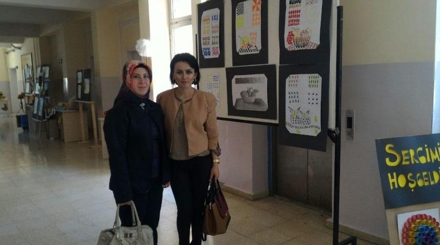 &Ouml;ğrenciler Teknoloji Tasarım Ve G&ouml;rsel Sanatlarında Yaptıkları Eserleri Sergiledi