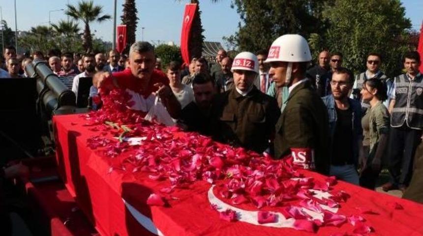 Şehit Annesi: S&ouml;z Verdim Oğlum Ağlamıyorum (2)