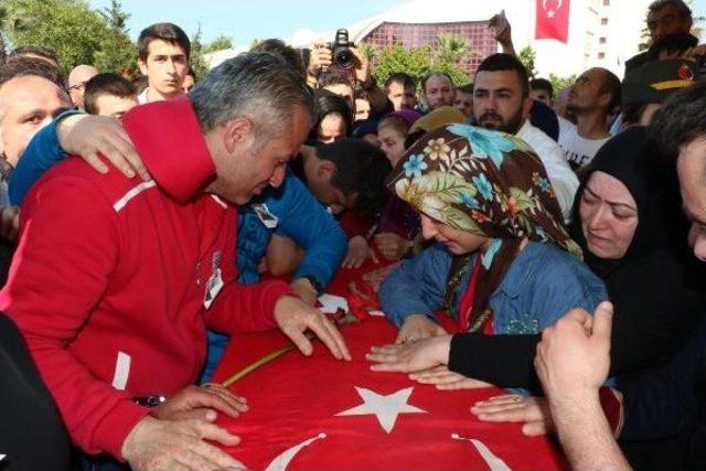 Şehit Annesi: S&ouml;z Verdim Oğlum Ağlamıyorum (2) 2