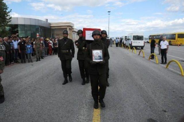 Şehit Yarbay Songül Yakut, Malatya'da Toprağa Verildi