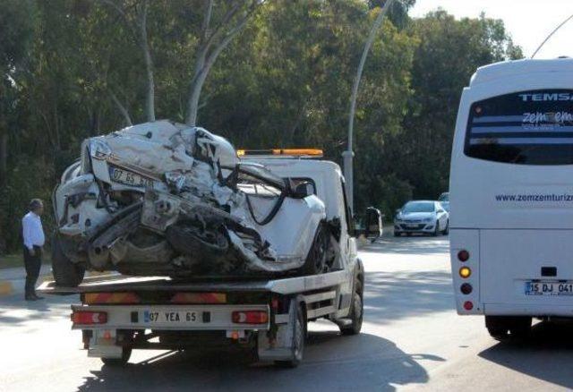 Serik’Te Zincirleme Kaza: 1 Ölü 2 Yaralı