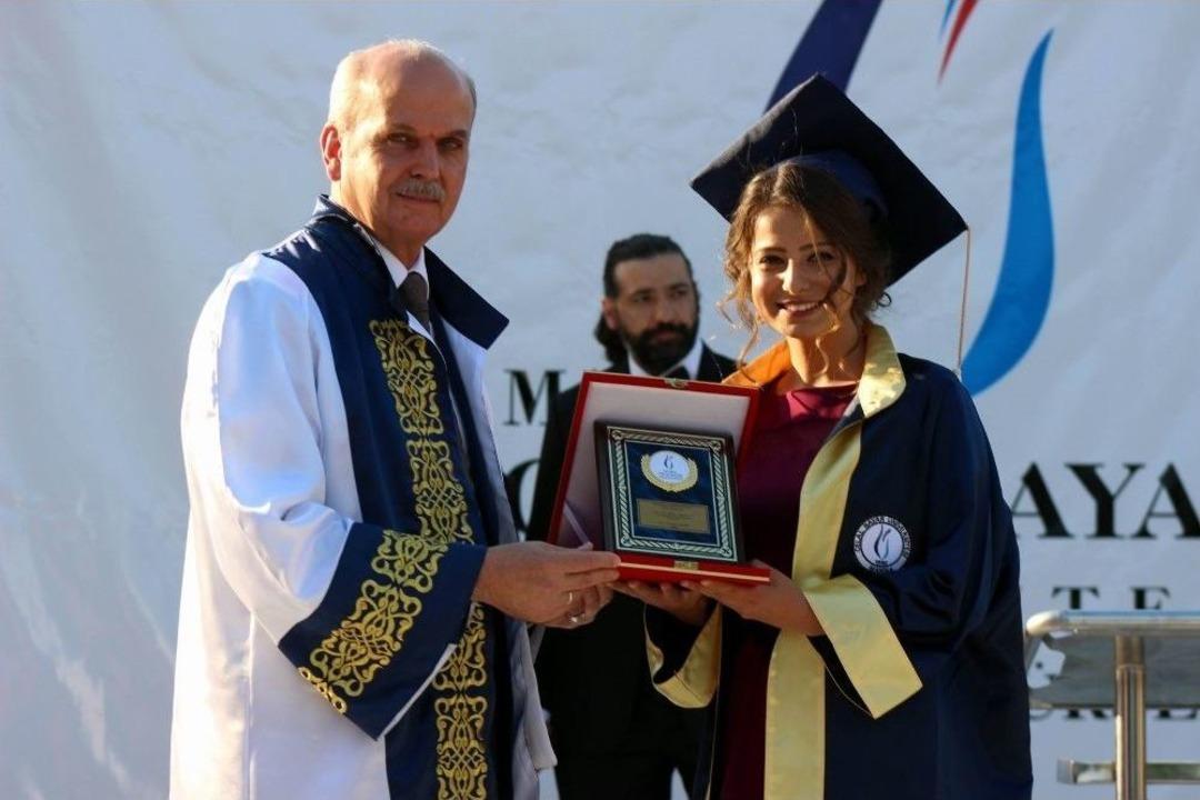 Salihli Myo 23.d&ouml;nem Mezunlarını Uğurladı