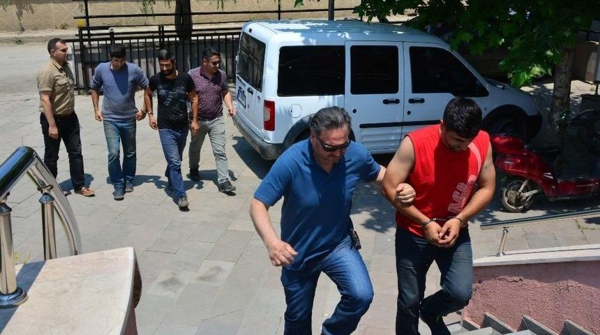 Kablo &Ccedil;alan Kardeşler Tutuklandı